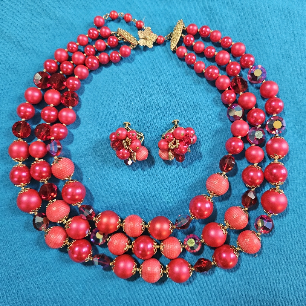 Vintage Vendome Hot Barbie Pink Faux Pearl Glass Bead 3 Strand Necklace Earrings 129$